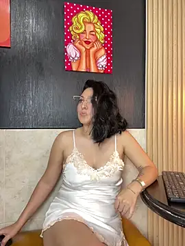 DALIILA  online show from March 2, 2026, 2:13 pm