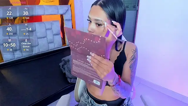 miiaboss  online show from April 7, 2026, 11:23 am