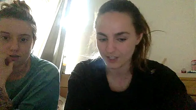 sheila y celia online show from March 15, 2026, 3:52 pm