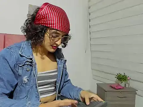 Maverick angel online show from April 6, 2026, 2:29 pm