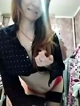 YaroslavaLester online show from April 16, 2026, 9:04 pm