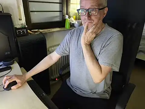 loenne1 online show from February 21, 2026, 10:01 pm