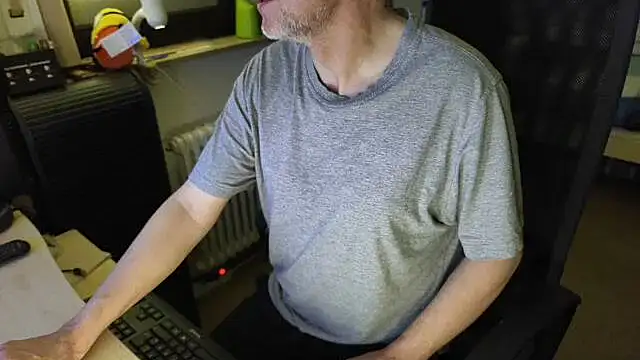 loenne1 online show from February 28, 2026, 10:31 pm