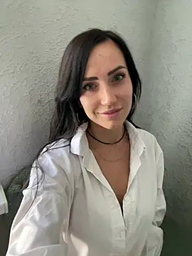 Snapshot of Olivia_Millerrss chatting on July 8, 2026, 1:34 pm Olivia Millerrss online show from July 8, 2026, 1:34 pm