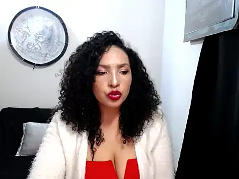 Snapshot of Nerea_Boolsara8 chatting on July 14, 2026, 2:38 am Nerea Boolsara8 online show from July 14, 2026, 2:38 am