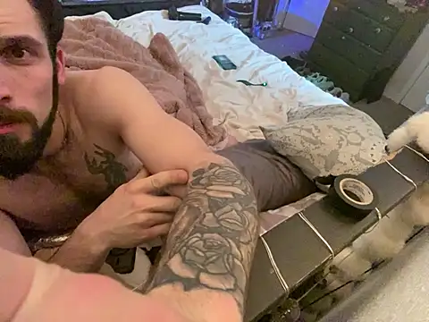 LemmeBeYourSecret online show from April 27, 2026, 9:29 am