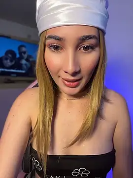 Snapshot of isa_hil chatting on April 30, 2026, 2:51 am isa hil online show from April 30, 2026, 2:51 am