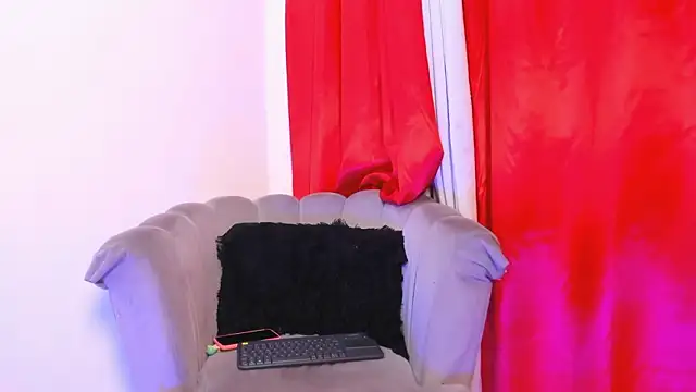 im aliisson online show from February 28, 2026, 12:27 pm