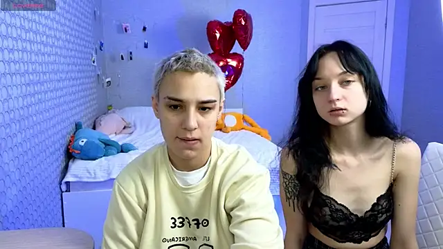 LuxuryLoverss online show from February 26, 2026, 6:57 am