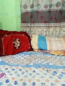 Turshaio online show from April 19, 2026, 5:14 pm