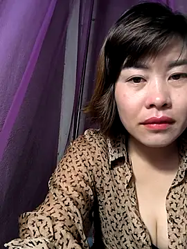 Snapshot of juicy-milu chatting on March 16, 2026, 12:07 am juicy-milu online show from March 16, 2026, 12:07 am