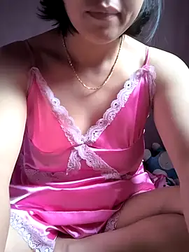 Snapshot of juicy-milu chatting on May 12, 2026, 4:53 am juicy-milu online show from May 12, 2026, 4:53 am