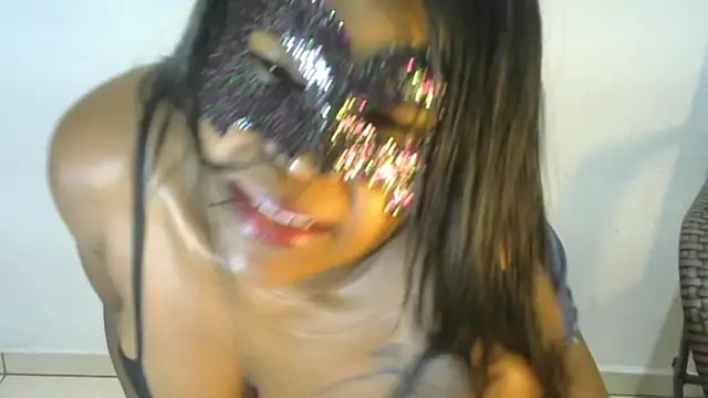 Snapshot of negraiza chatting on April 9, 2026, 12:33 pm negraiza online show from April 9, 2026, 12:33 pm