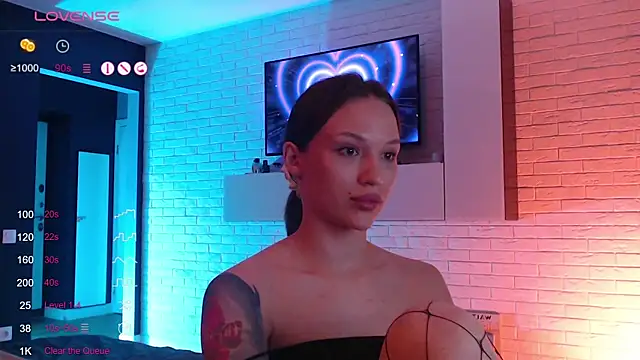 Jade Amore online show from April 30, 2026, 8:57 pm