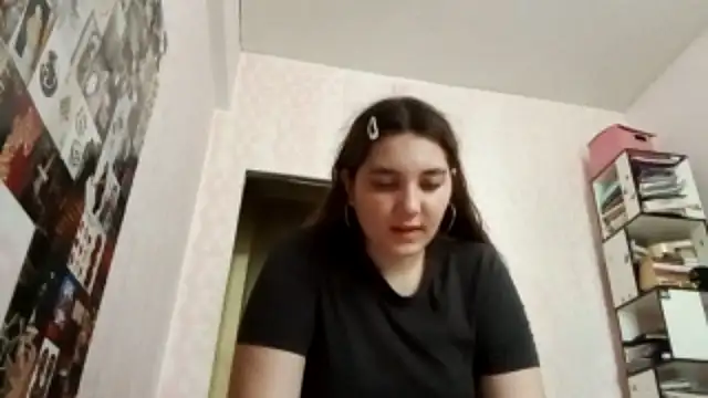 Snapshot of JanineThielman chatting on July 2, 2026, 8:20 am JanineThielman online show from July 2, 2026, 8:20 am