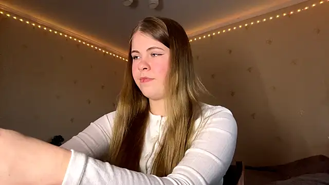 Amy Maev online show from March 16, 2026, 2:53 pm