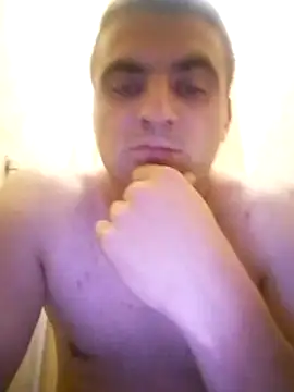Snapshot of Vovka19 chatting on June 20, 2026, 9:31 pm Vovka19 online show from June 20, 2026, 9:31 pm