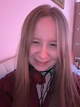 Snapshot of cutefoxieee chatting on July 16, 2026, 9:01 pm cutefoxieee online show from July 16, 2026, 9:01 pm