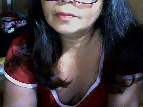 Flowerblossom123 online show from March 25, 2026, 8:41 pm