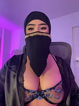 Snapshot of Yasmin_cute chatting on July 6, 2026, 2:46 pm Yasmin cute online show from July 6, 2026, 2:46 pm