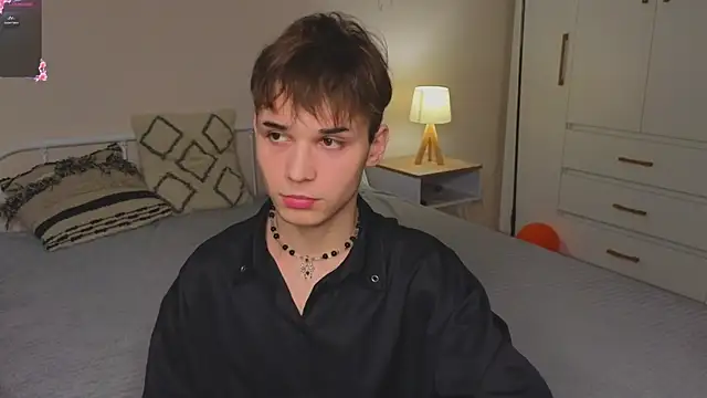 nixyasebe online show from March 31, 2026, 11:34 am