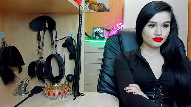 KristiTopxx online show from March 25, 2026, 7:57 pm