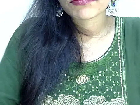 Neha Sharma2 online show from April 17, 2026, 10:40 am