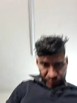 boyp3netrat0r online show from April 12, 2026, 6:44 pm