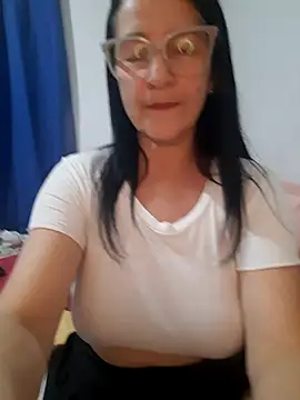 Snapshot of Camilegaucha chatting on July 23, 2026, 11:44 pm Camilegaucha online show from July 23, 2026, 11:44 pm