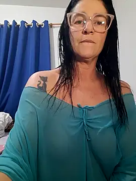 Snapshot of Camilegaucha chatting on August 1, 2026, 1:03 am Camilegaucha online show from August 1, 2026, 1:03 am