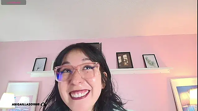 Abigailladyy online show from May 28, 2026, 11:38 am
