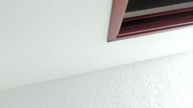 KissMeSara online show from February 27, 2026, 12:16 pm