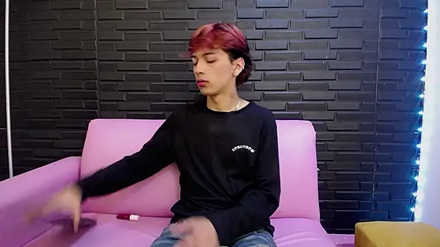 DanteLux online show from March 4, 2026, 2:36 pm