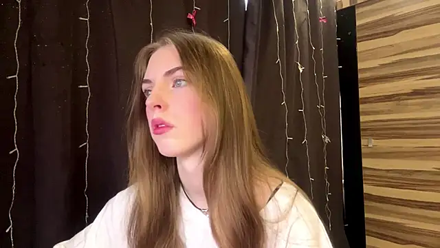 PollyDream online show from March 5, 2026, 7:16 am