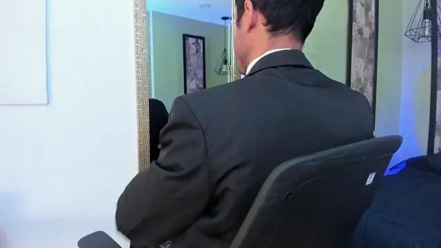 Snapshot of Adams_Sanz chatting on May 2, 2026, 7:41 pm Adams Sanz online show from May 2, 2026, 7:41 pm