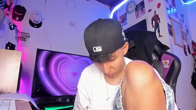 MIKEFONSE- online show from March 7, 2026, 12:39 am