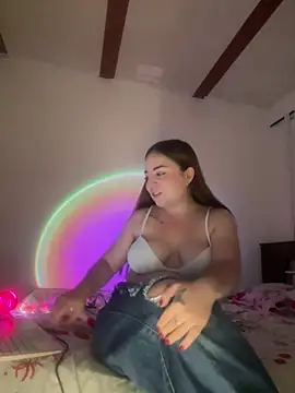 Snapshot of Vall_Ivanov chatting on March 11, 2026, 3:22 am Vall Ivanov online show from March 11, 2026, 3:22 am