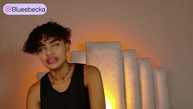 Snapshot of BeckaBlue chatting on May 11, 2026, 12:28 pm BeckaBlue online show from May 11, 2026, 12:28 pm