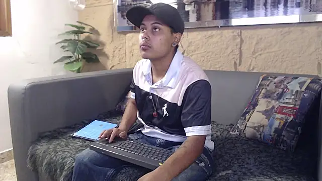 Snapshot of Noha__scott chatting on March 4, 2026, 2:14 pm Noha scott online show from March 4, 2026, 2:14 pm