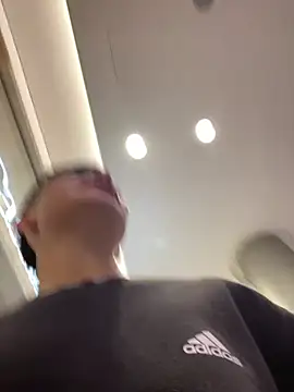 Tomnico 19 online show from March 4, 2026, 9:22 pm