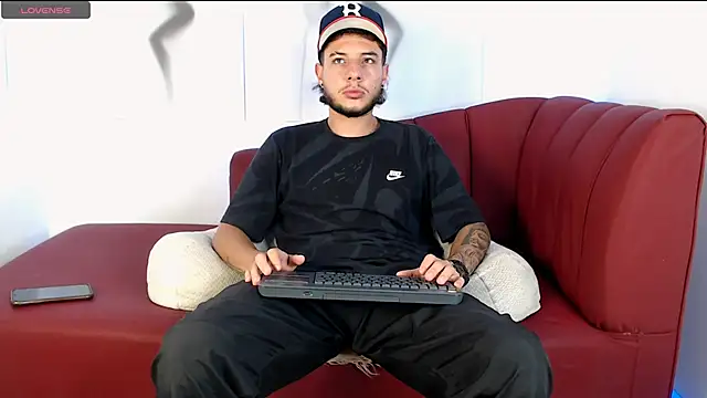 luxesmith online show from April 17, 2026, 11:40 pm