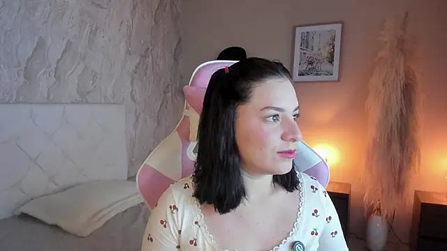 Dollhell online show from February 25, 2026, 11:10 am