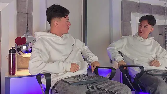 Austin Reedss online show from April 7, 2026, 1:24 pm