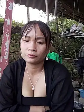 mami-rubi online show from May 4, 2026, 10:18 am