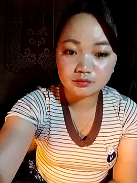 Snapshot of Ttmay- chatting on May 8, 2026, 2:32 pm Ttmay- online show from May 8, 2026, 2:32 pm