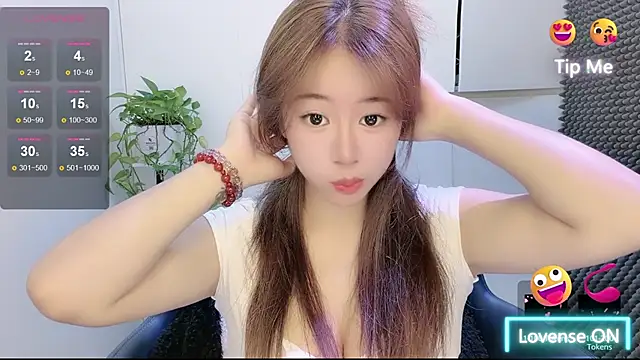 Snapshot of Baixi-01 chatting on July 12, 2026, 4:57 am Baixi-01 online show from July 12, 2026, 4:57 am