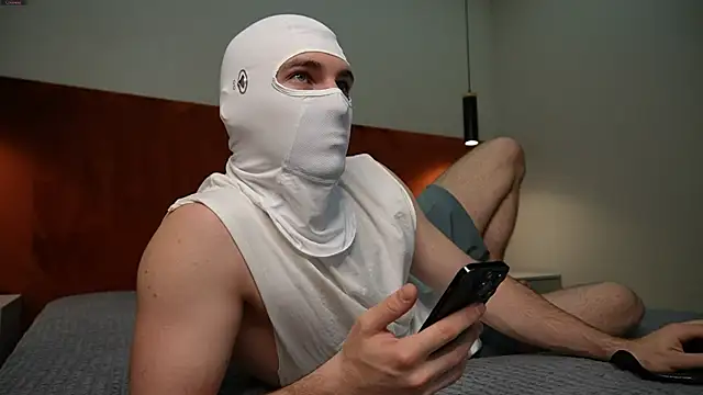chantatummm online show from July 1, 2026, 8:09 pm