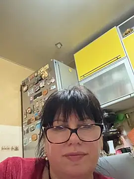 expensive lady online show from March 4, 2026, 6:37 pm