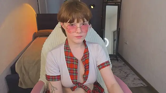  DreamLuna1  online show from March 25, 2026, 1:43 pm