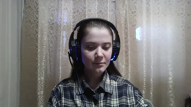 CarinaFolmar online show from March 5, 2026, 3:08 pm